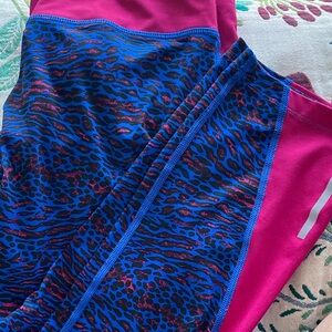 Nike Dri-Fit Cropped Leggings Size Large